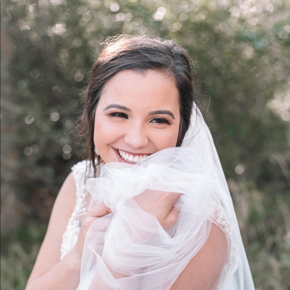 Meet your Posher, Aracely